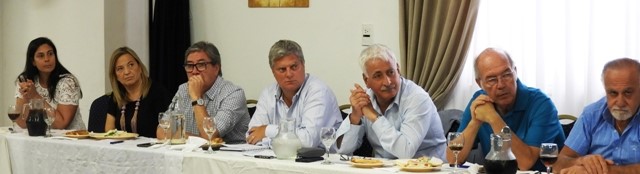 circu3.jpg
